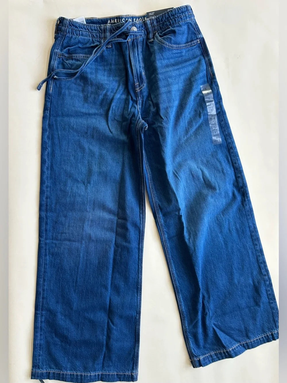 NEW American Eagle Outfitters Relaxed Wide-Leg Drawstring Jeans - Blue size 2 - Picture 2 of 7